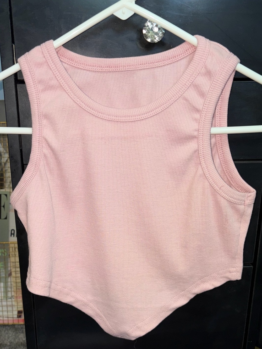 *BRAND NEW/ NEVER WORN* Women’s Pink Ribbed One-Piece Tank Crop Top - Picture 2 of 3